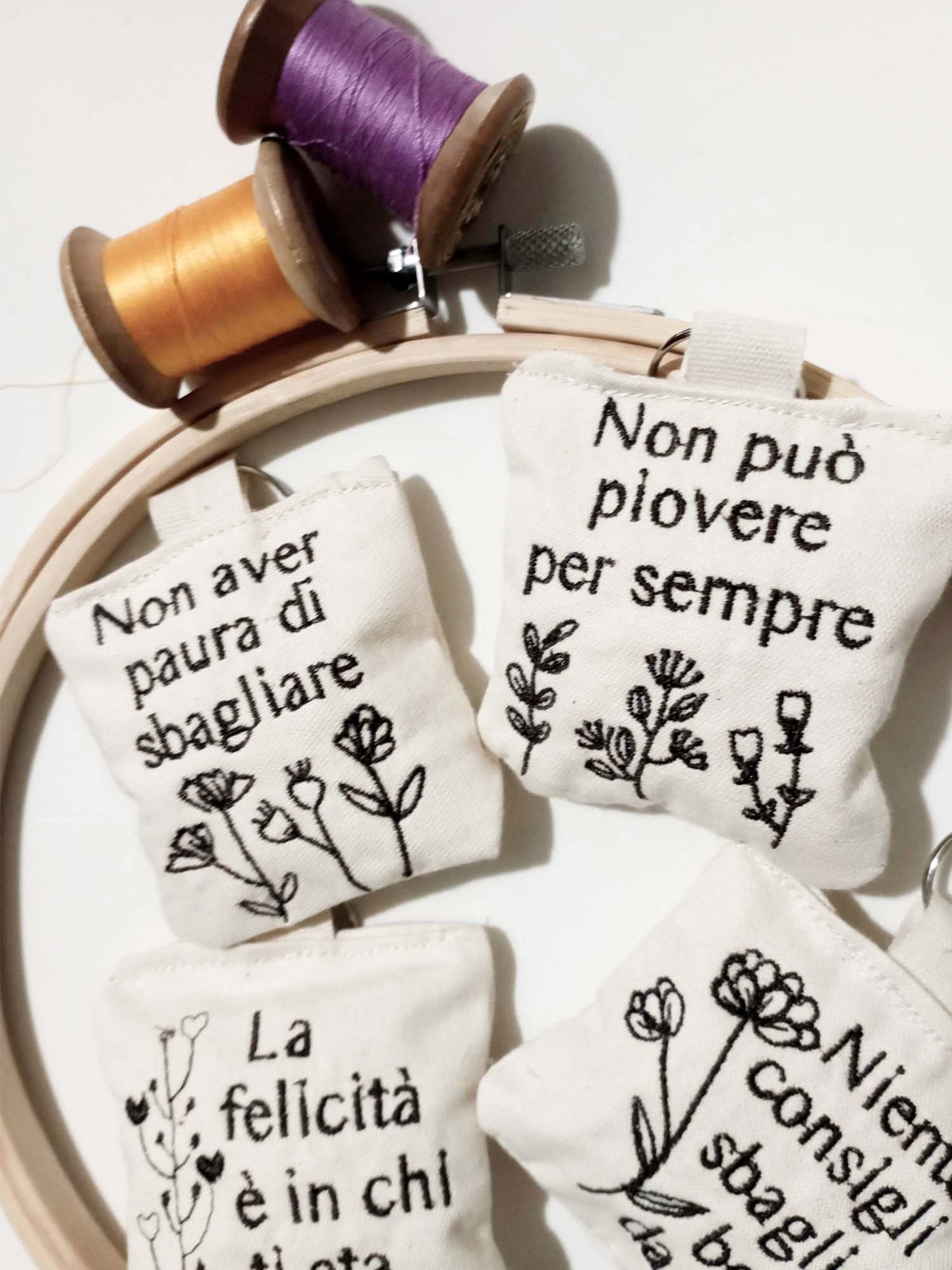 Portachiavi con frasi personalizzate