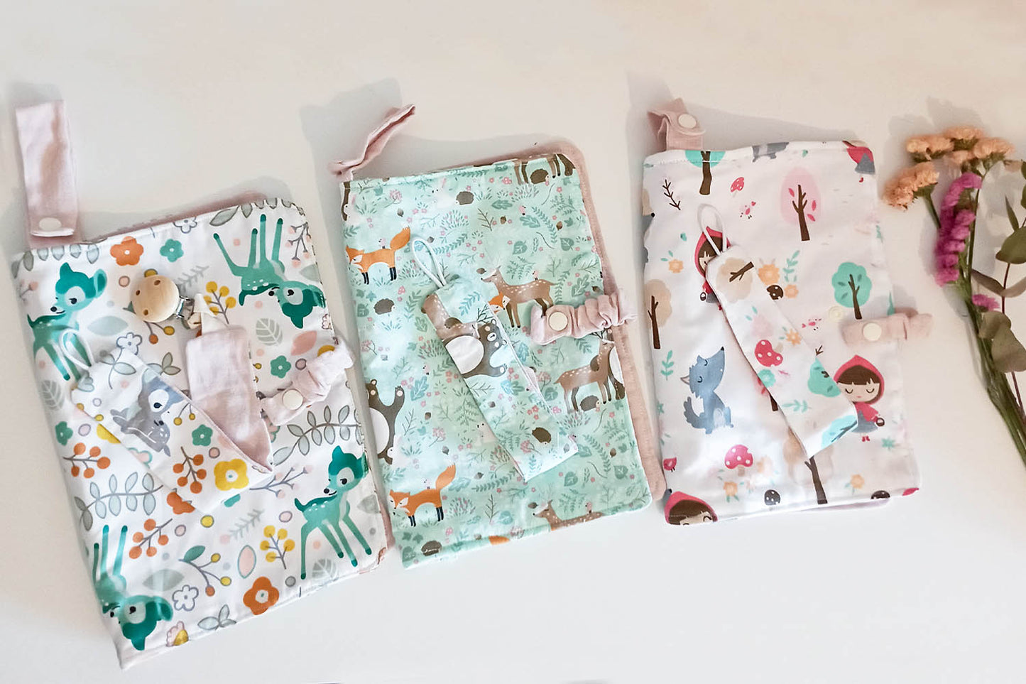 Coordinato porta pannolini, porta salviette e porta ciuccio per bimba personalizzabile